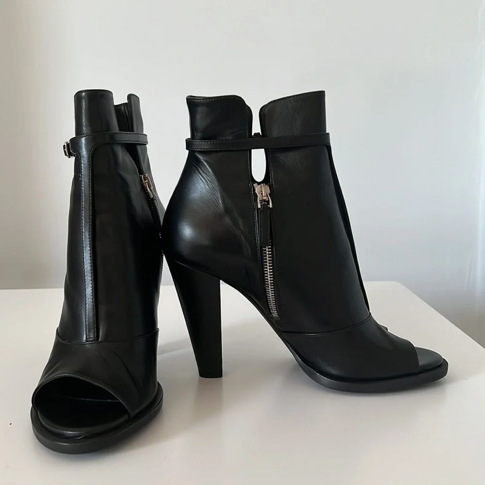 Jil Sander leather peep toe bootie